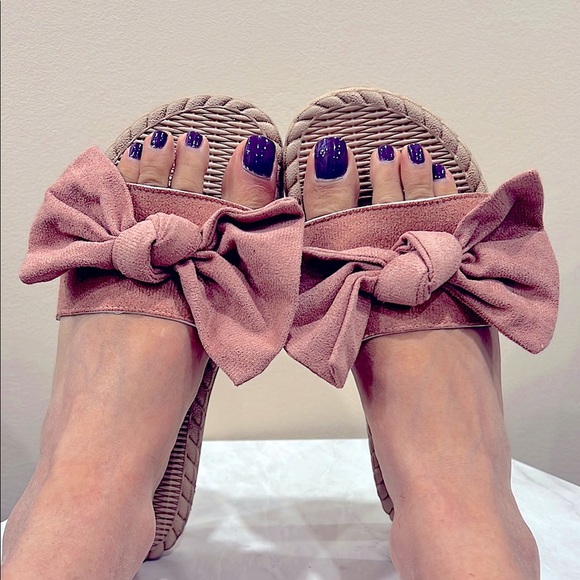 🔥New Women's Pink Bow Slide Sandals🔥 - Picture 1 of 3